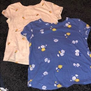 Set of two girls short sleeves from Old Navy